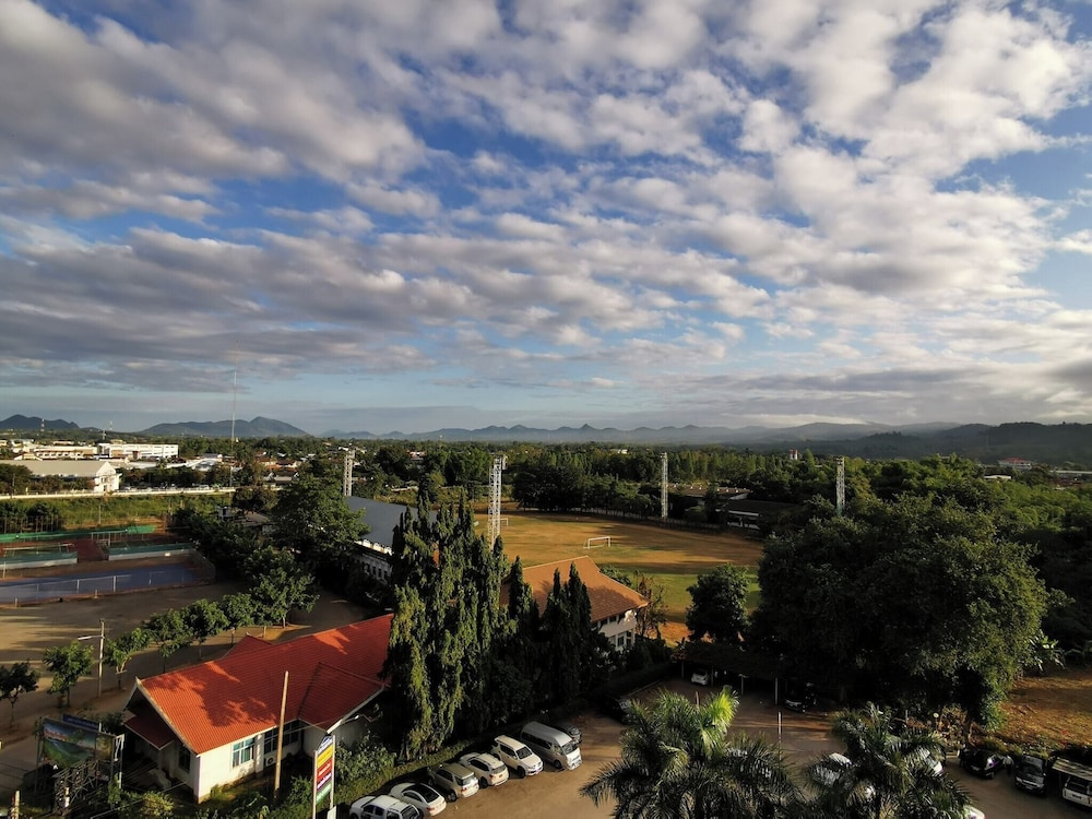 Loei Palace Hotel 81/83