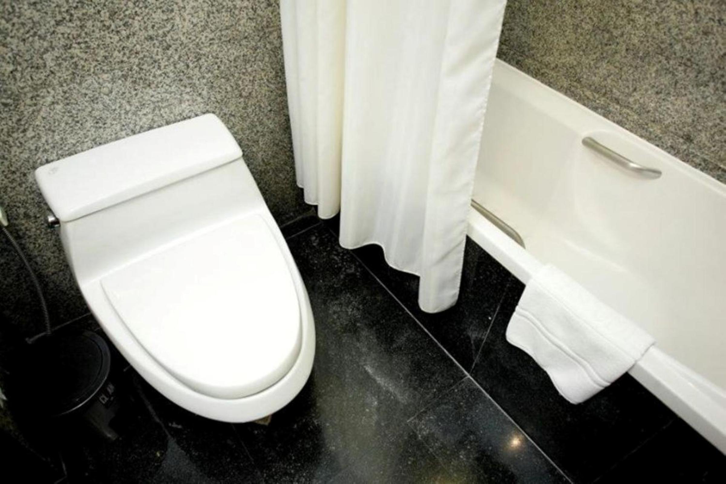 استوديو بسرير كوين، Majestic Suites 4/4