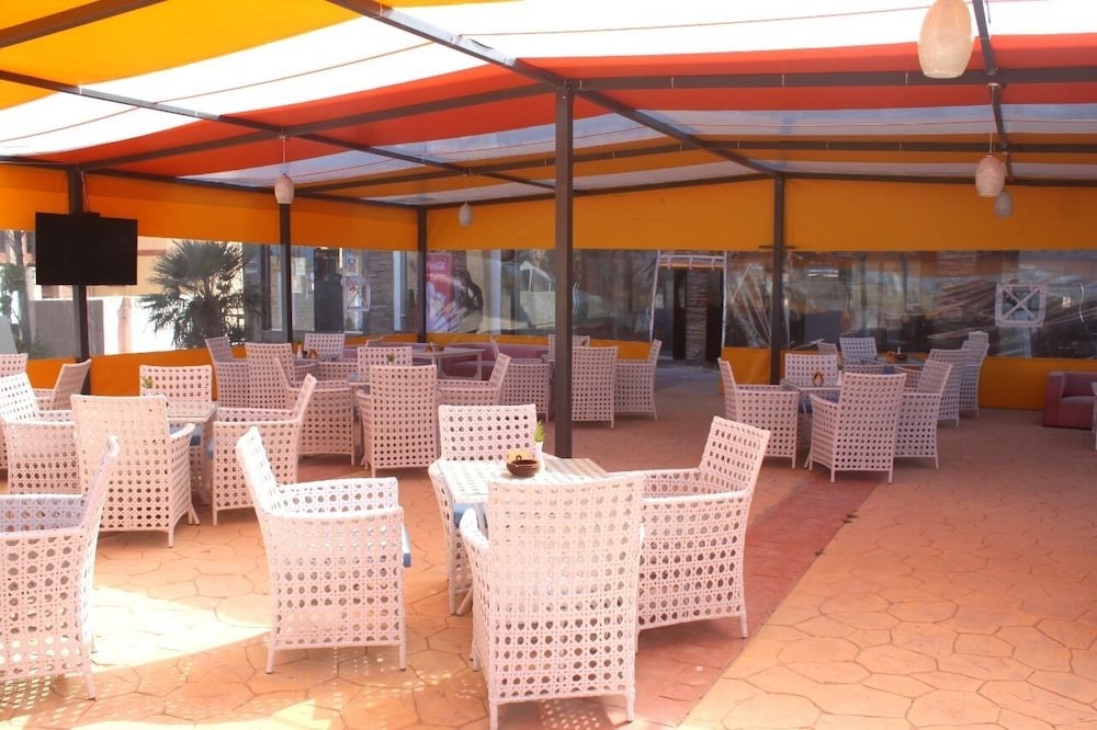 Siesta Marina Hotel 25/30