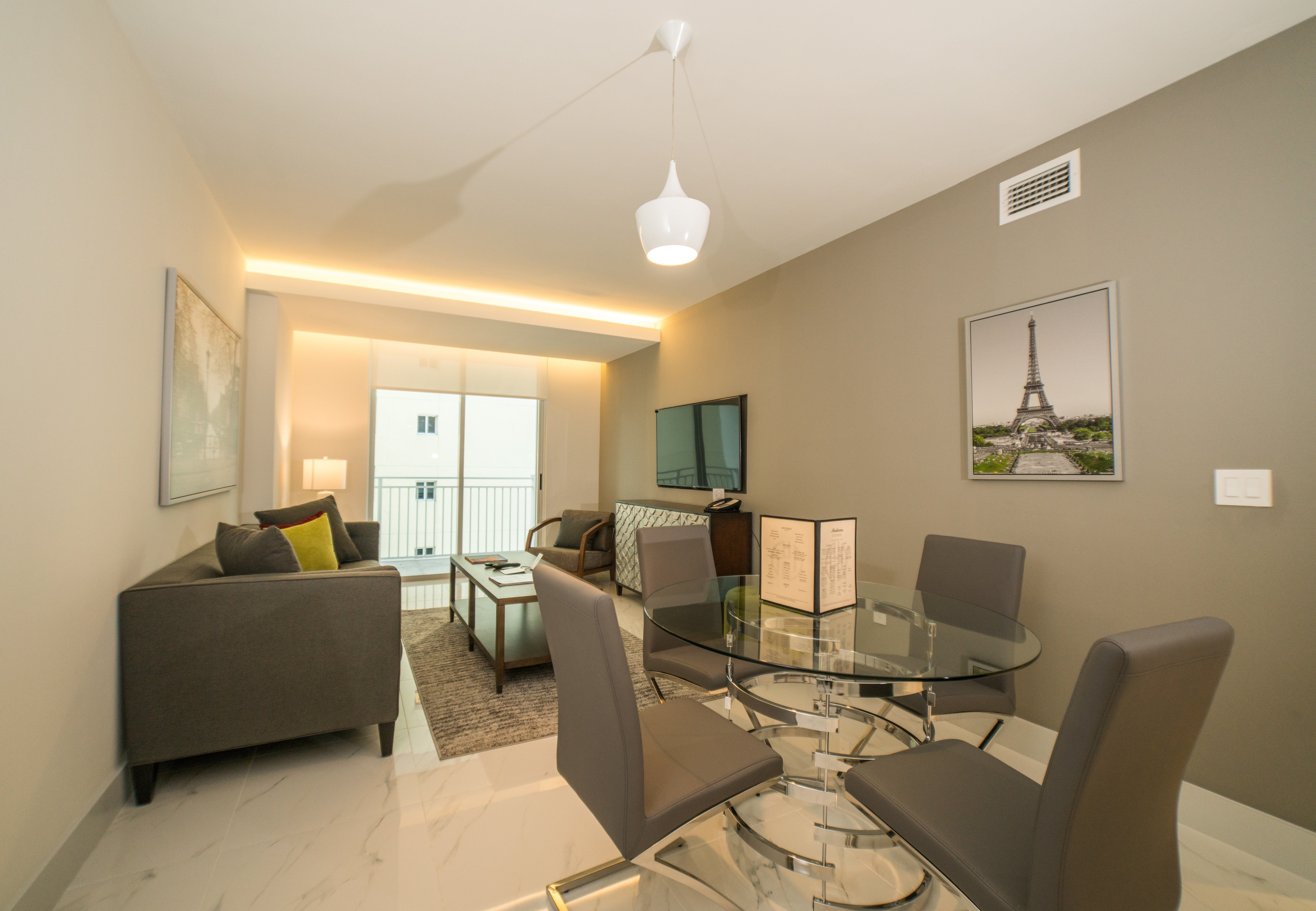 Fortune House Hotel Suites 21/33