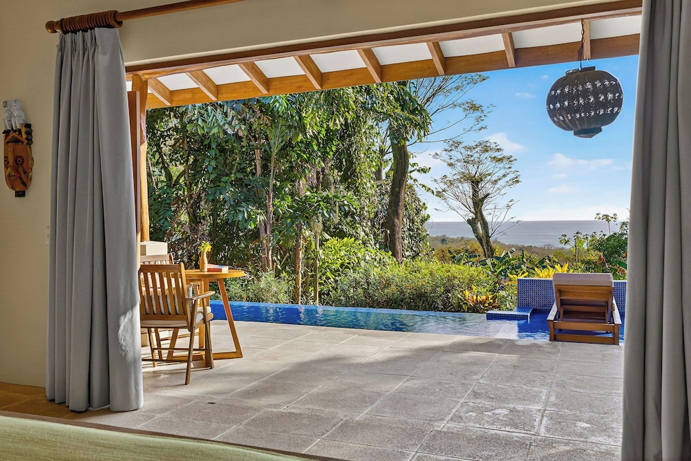 Hotel Casa Chameleon 64/73