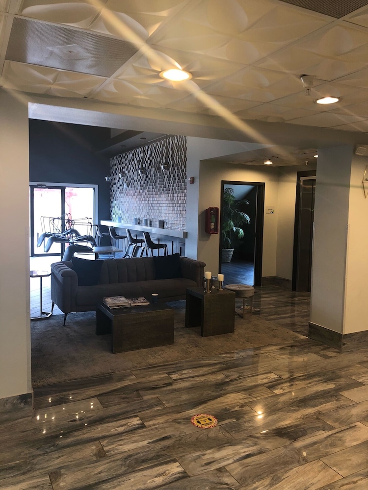 Wingate by Wyndham Humble/Houston Intercontinental Airport 8/56