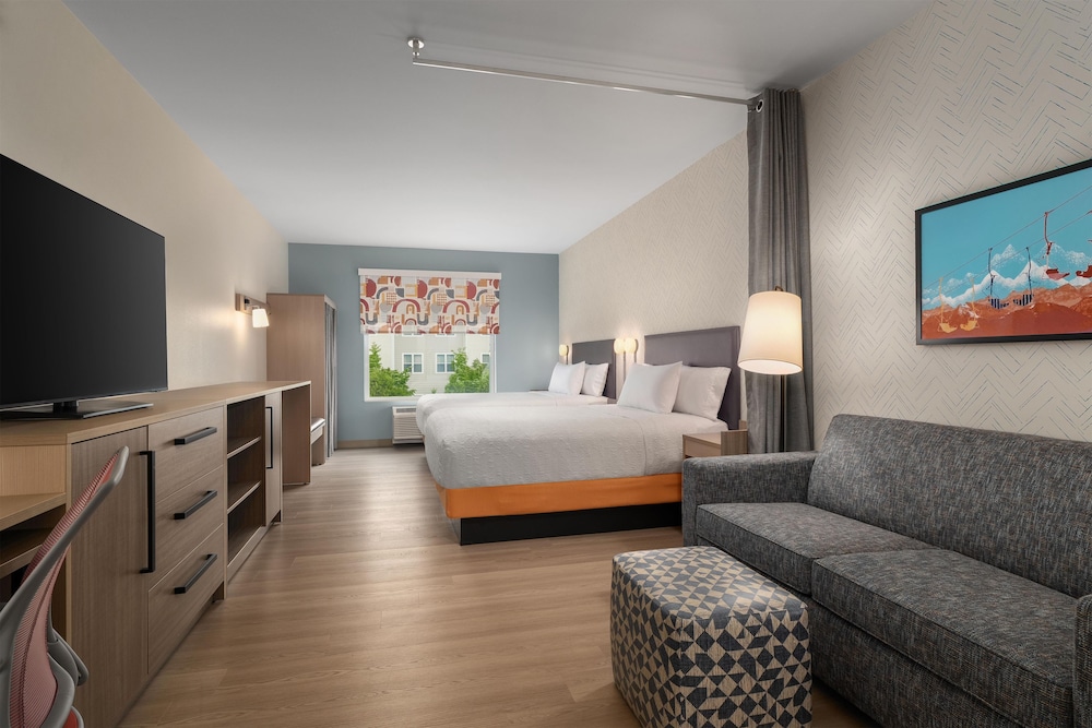 Home2 Suites by Hilton Hazleton 13/43