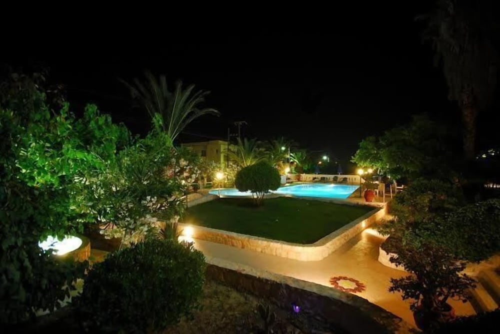 Anatoli Beach 46/50