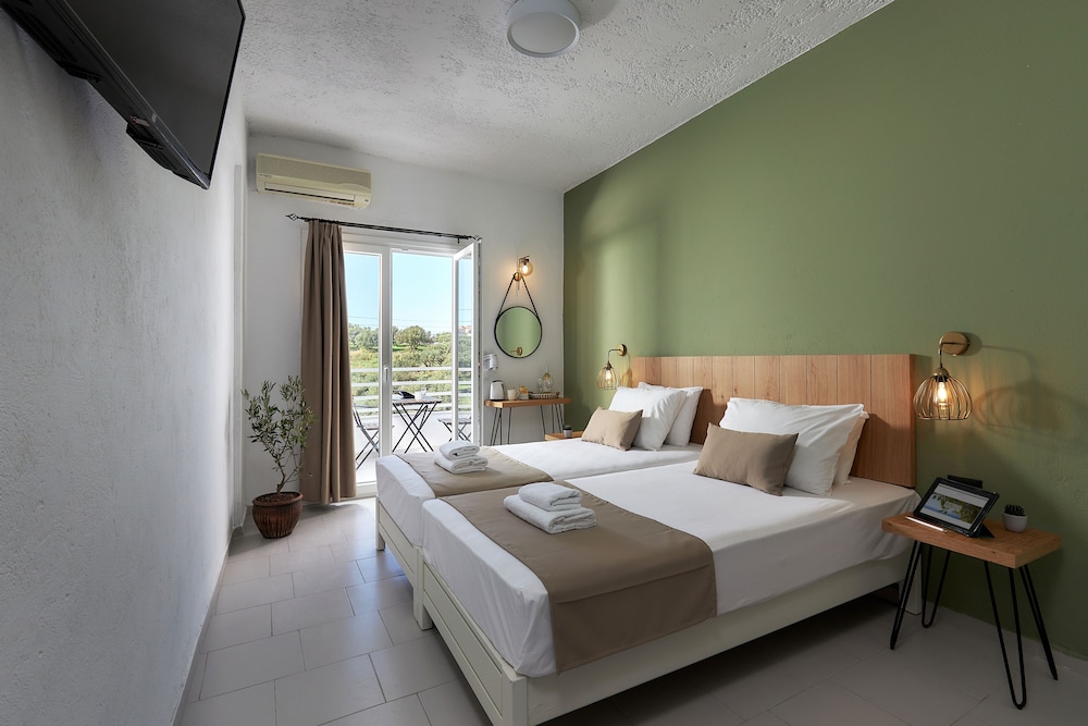 Hotel Solano 12/36