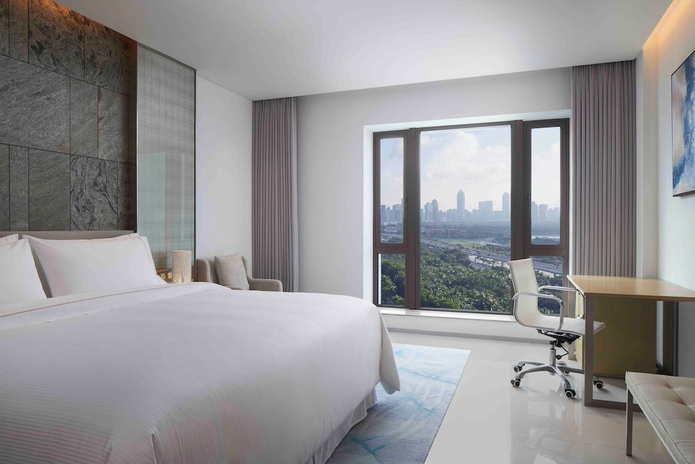 Room, King Bed, Bay View