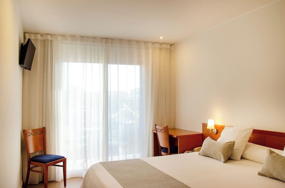 Hotel Medes Ii 11/50