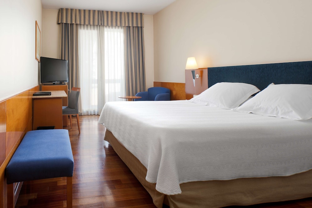 Standard, Twin Beds, with Extra Bed