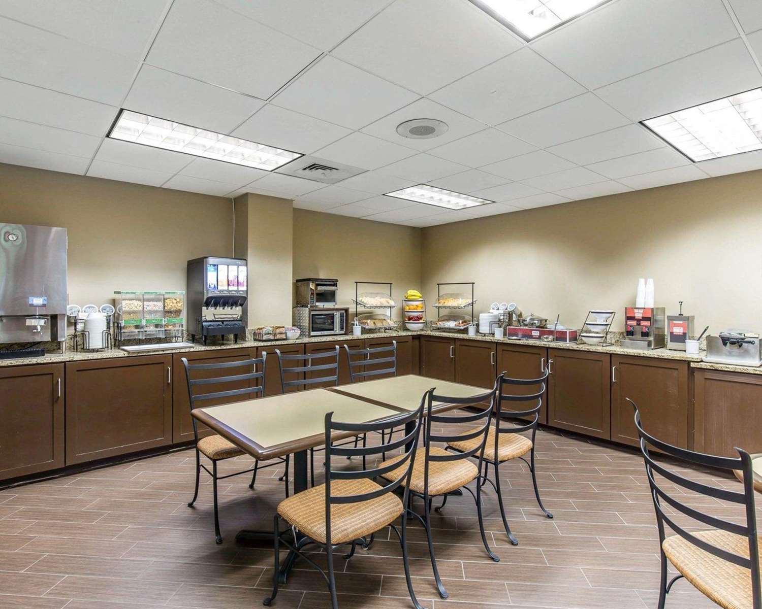 Comfort Inn Naples East I-75 7/10