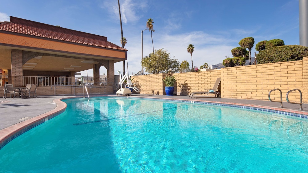 Best Western Pasadena Inn 3/35
