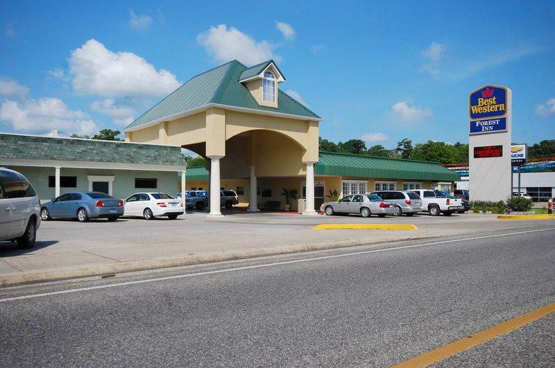 Best Western Forest Inn 16/20
