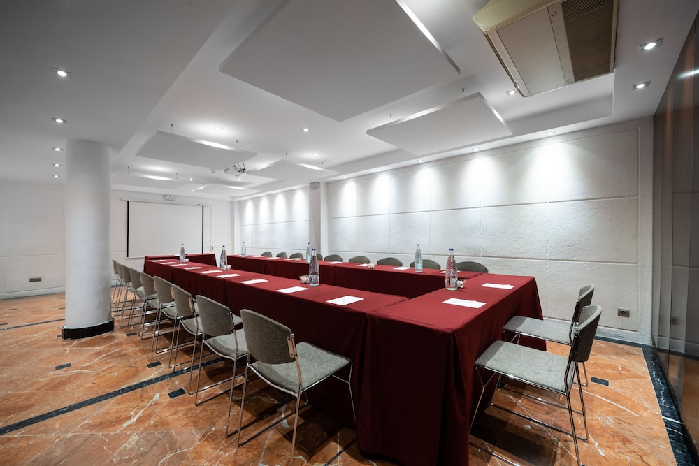 Catalonia Roma Hotel 48/58