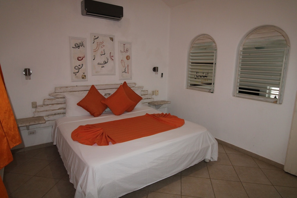 Albachiara Hotel 34/75