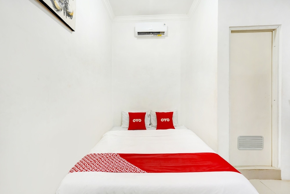 Hotel O near UNISLA formerly Homestay Bougenville 12/44