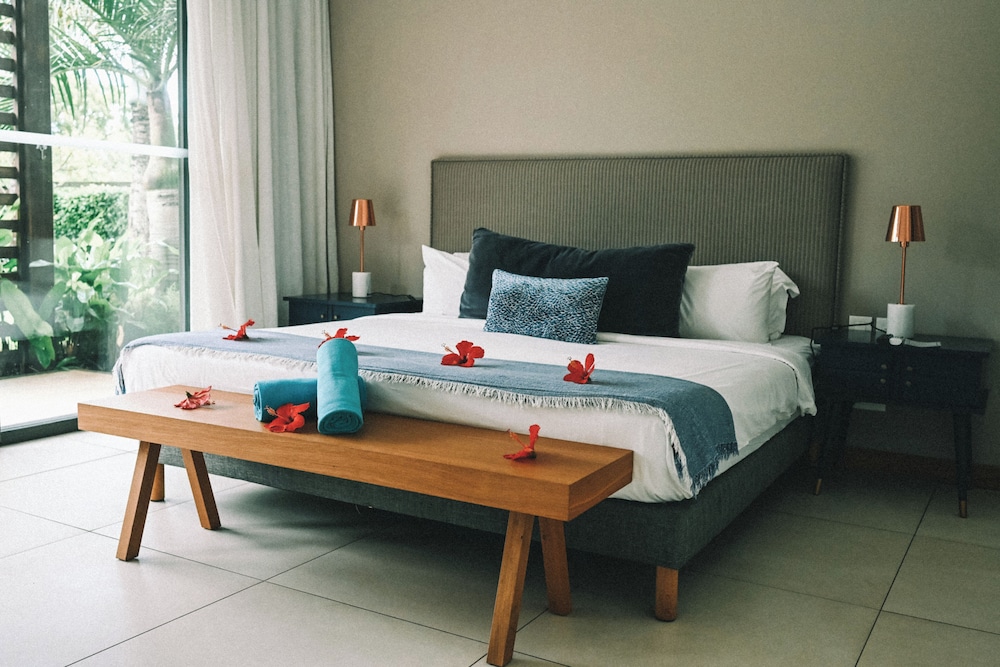 Mythic Suites & Villas by MJ Holidays 30/64