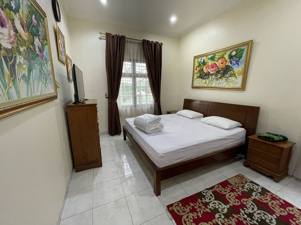 Eton Asia Kota Bunga Villas 14/48