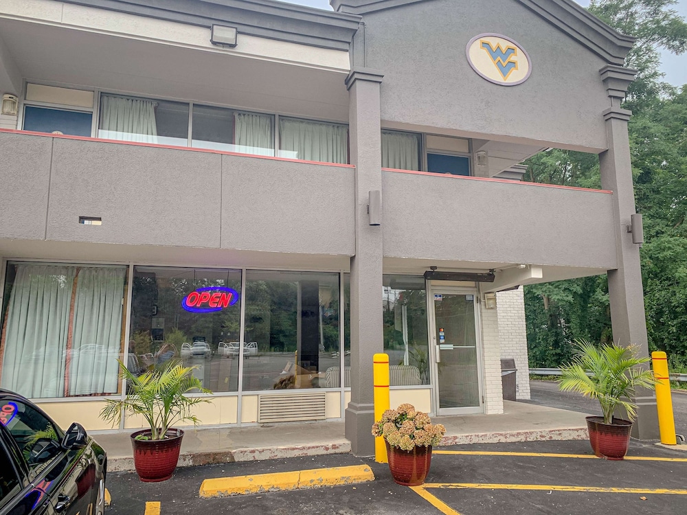 Motel6 Morgantown, WV image