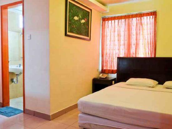 Plaza Hotel Harco Mangga Dua 10/23