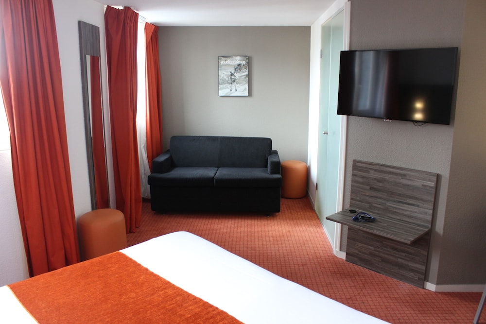 IBIS STYLES RENNES CENTRE GARE NORD 29/67