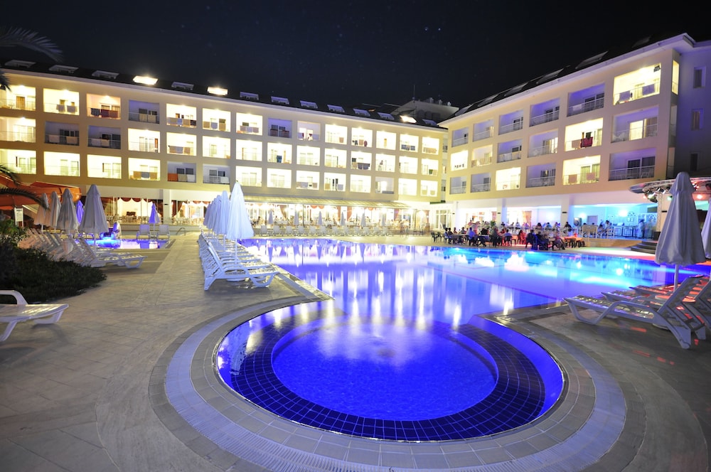 Pine House Hotel 39/50