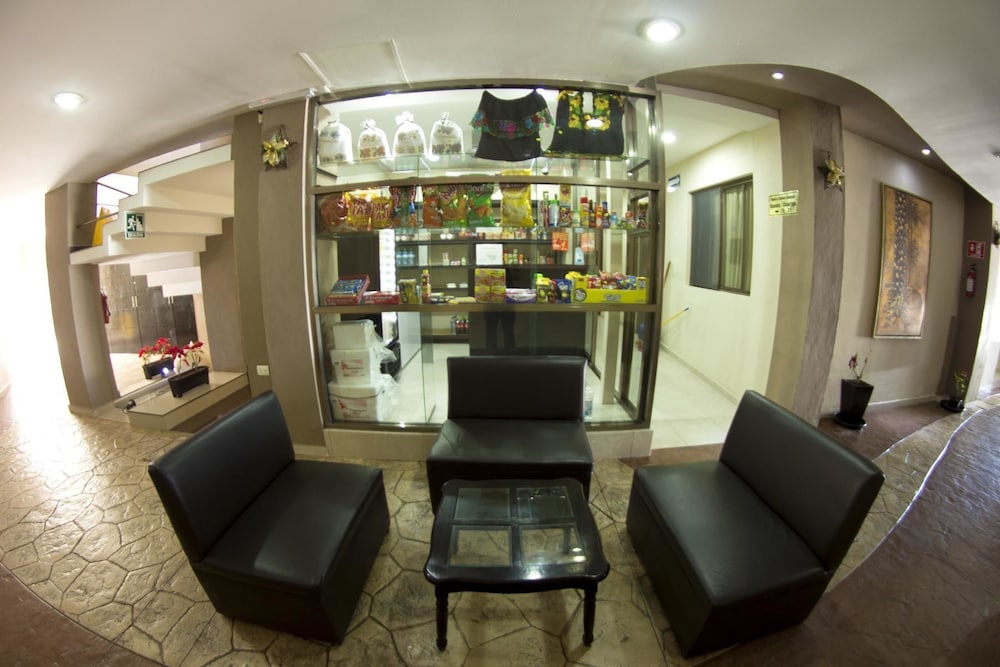 Hotel & Suites Domani 33/46