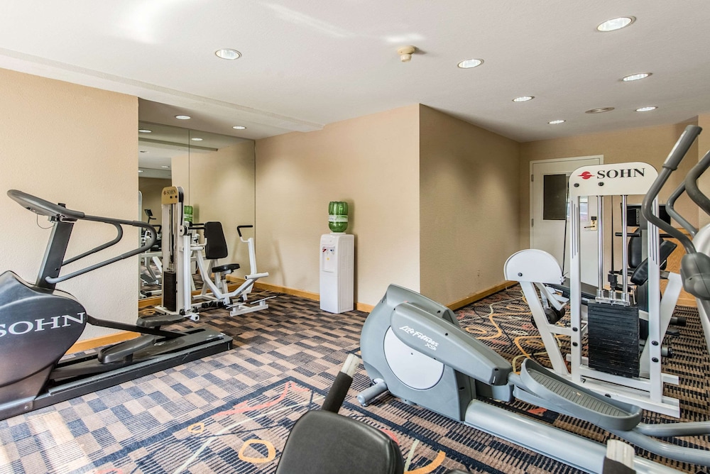 Quality Inn and Suites University Area 14/38