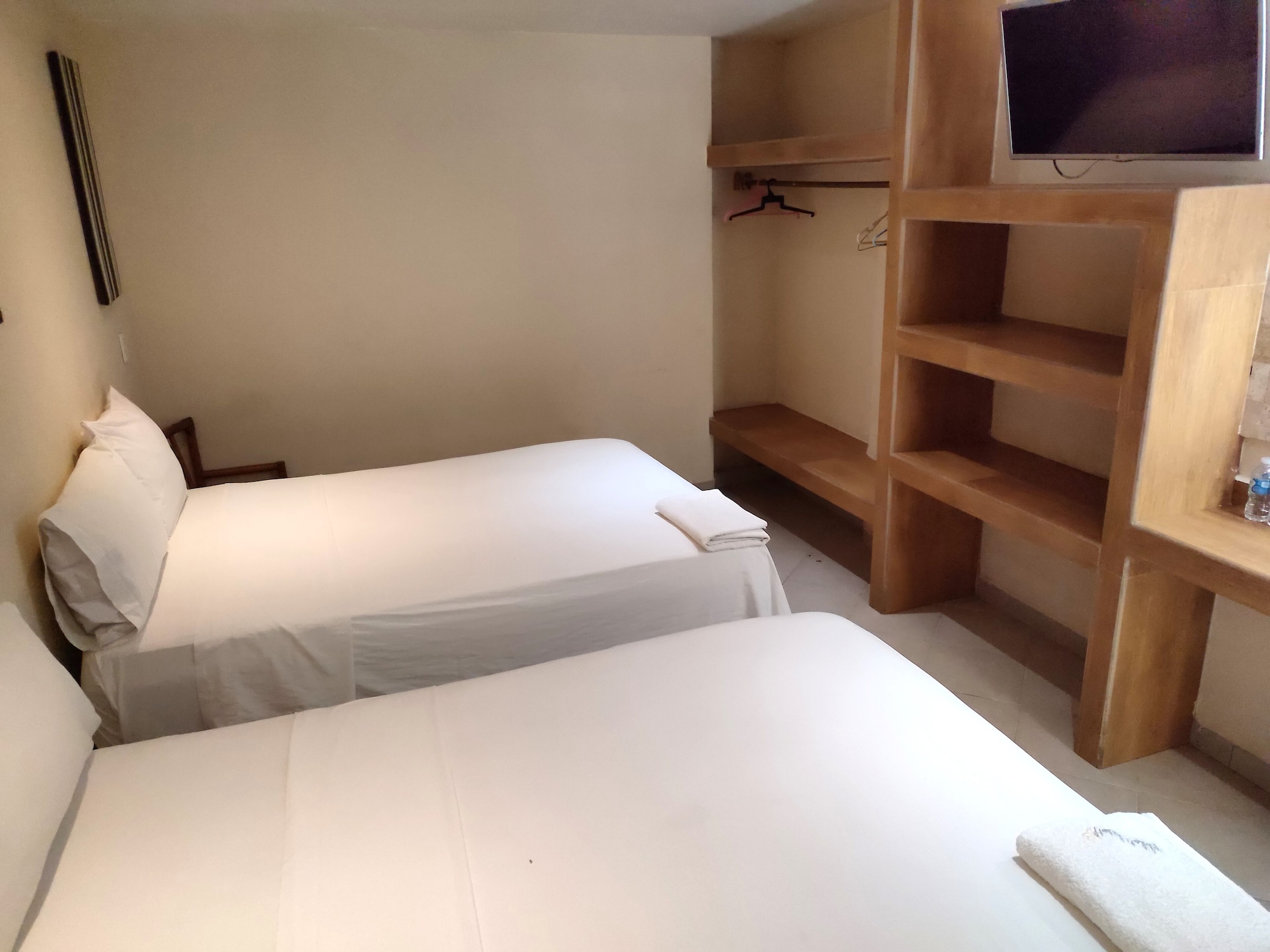 غرفة قياسية بسريرين مزدوجين، Hotel Ashly 9/10