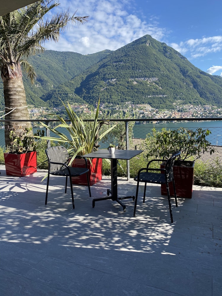 Hotel Lago 28/50