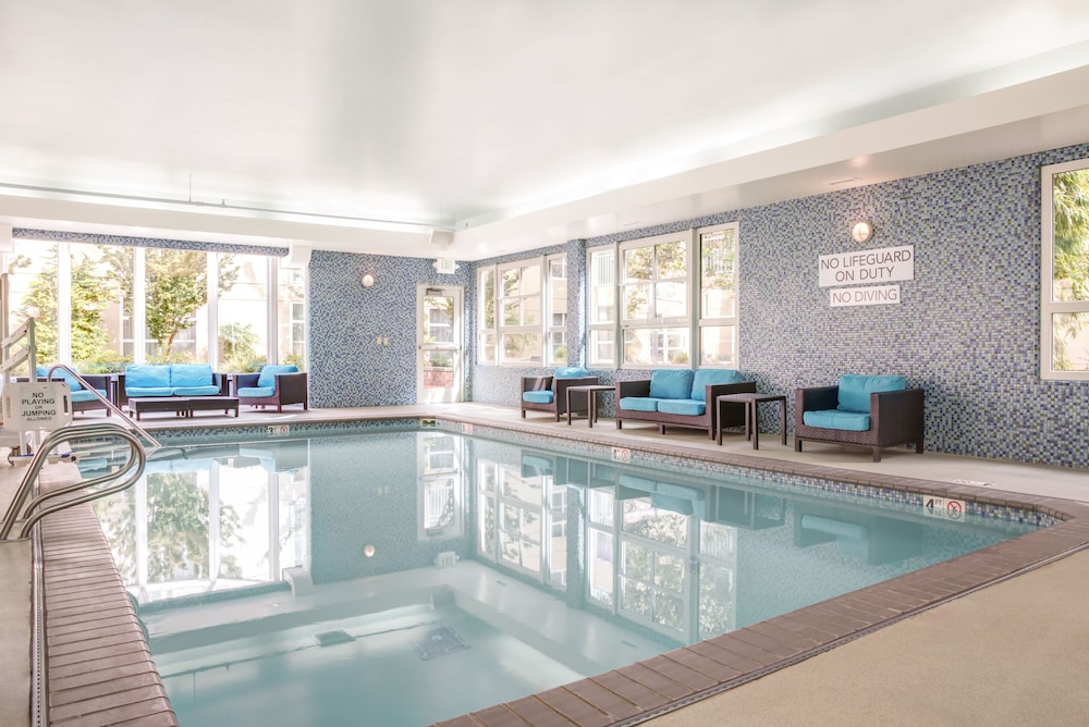 Lobby at Courtyard by Marriott Seattle Bellevue/Downtown, BELLEVUE - WA