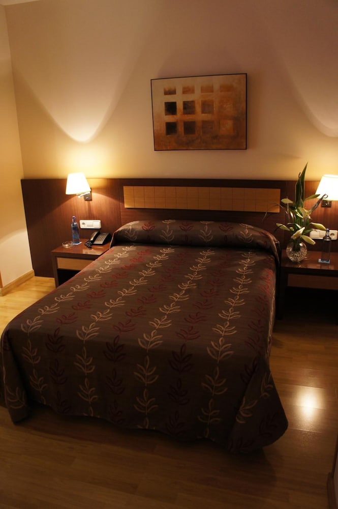 Tch Hotel 13/50