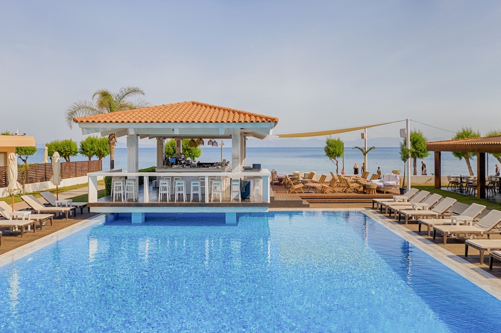 Villa Di Mare Luxury Suites 4/50