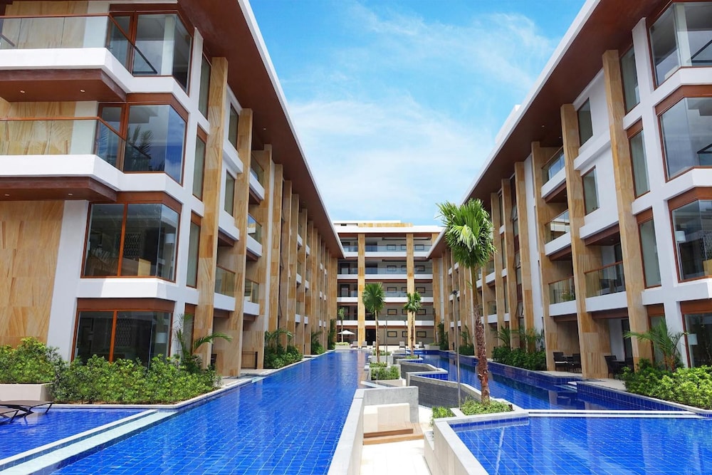 Henann Crystal Sands Resort 6/40