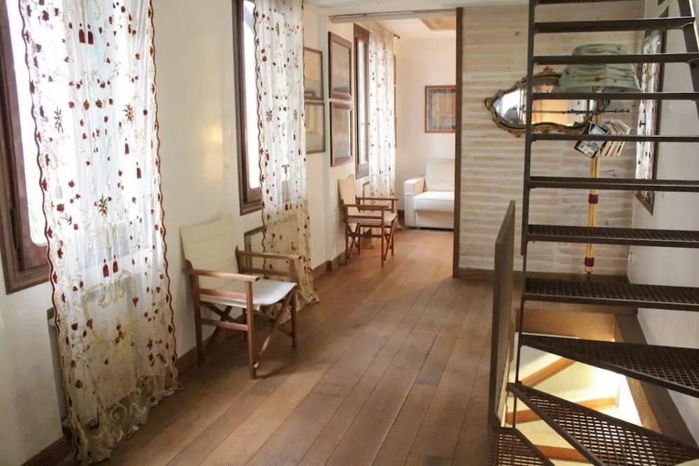 Venetian House With Terrace 16/21