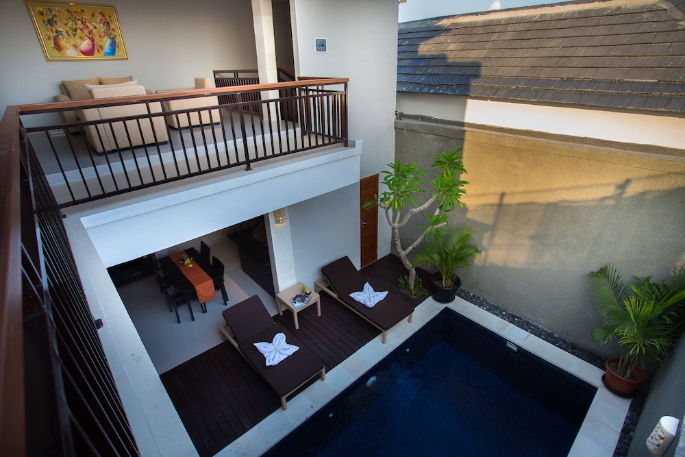 The Light Exclusive Villas Spa 14/72