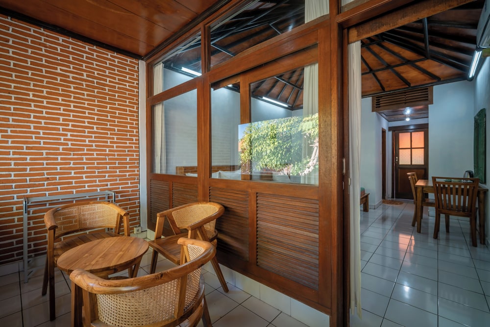 Argasoka Bungalows 58/77