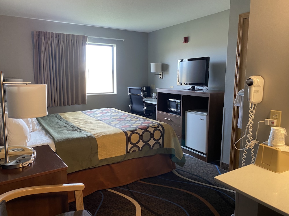 AmericInn by Wyndham Mauston 23/44