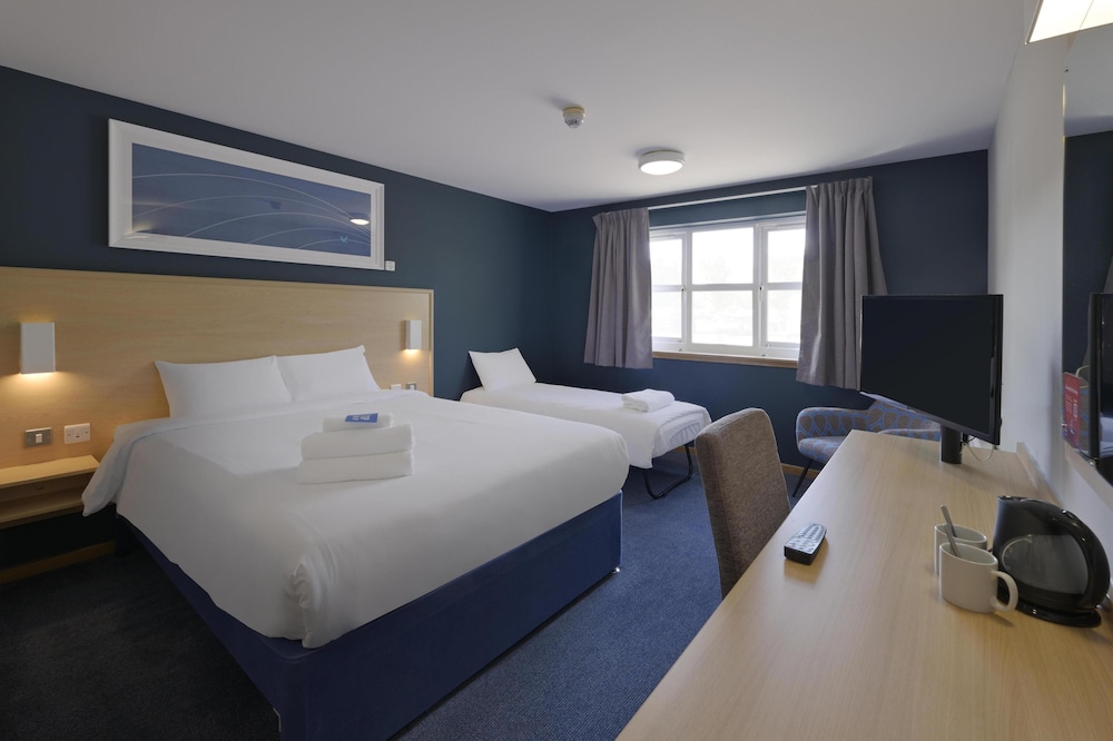 Travelodge Inverness Fairways 13/36