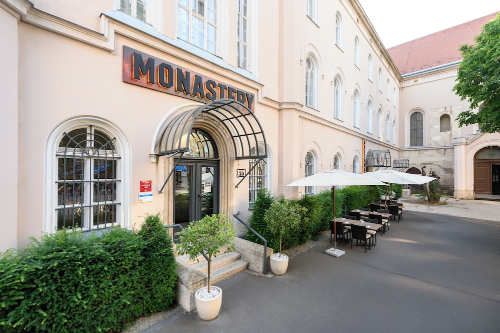 Monastery Boutique Hotel Budapest 60/66