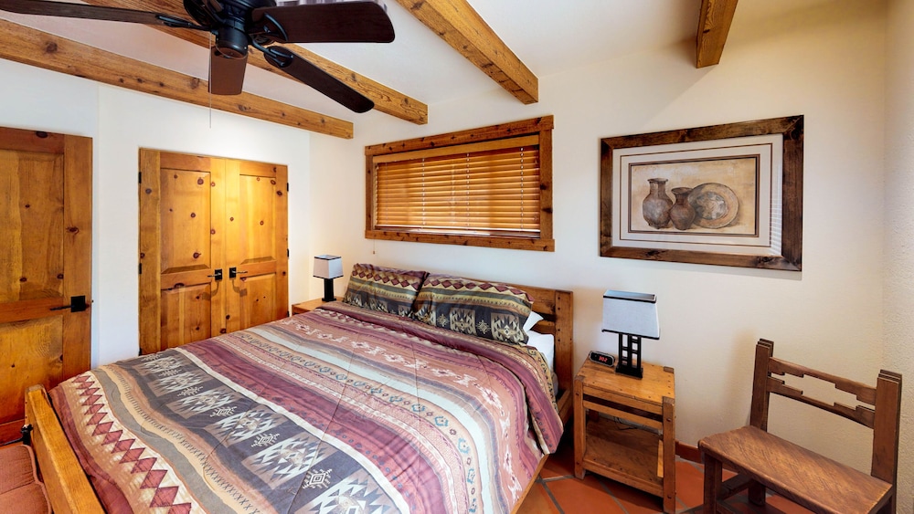 Fort Marcy Hotel Suites 12/50