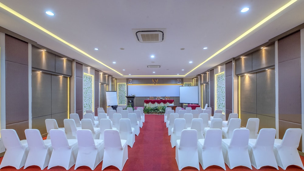 LOMBOK GARDEN HOTEL 18/70
