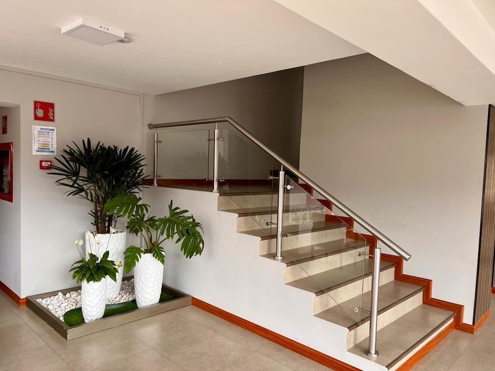 Hotel Ambato 4/40