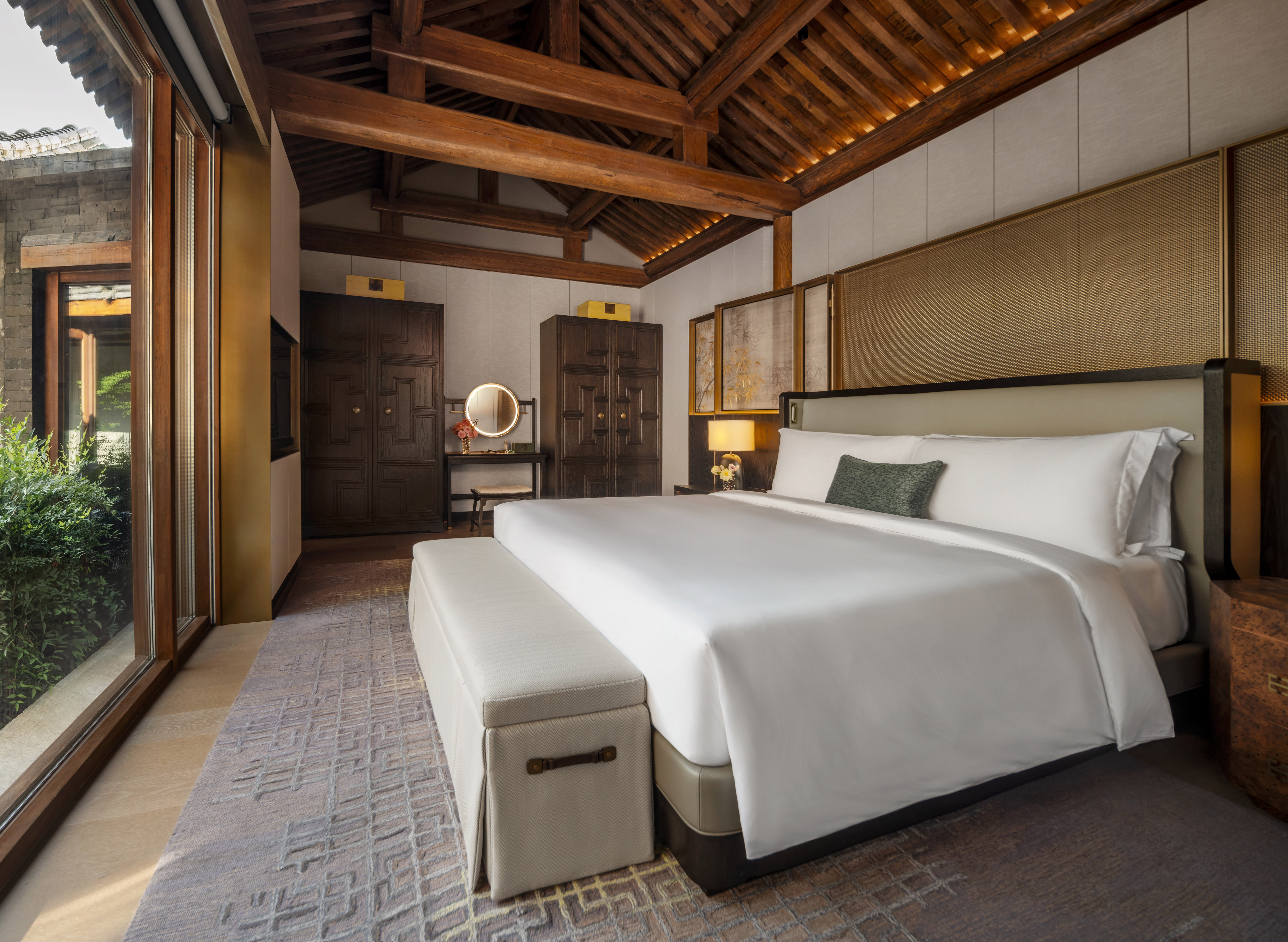 2 Bedrooms, Courtyard