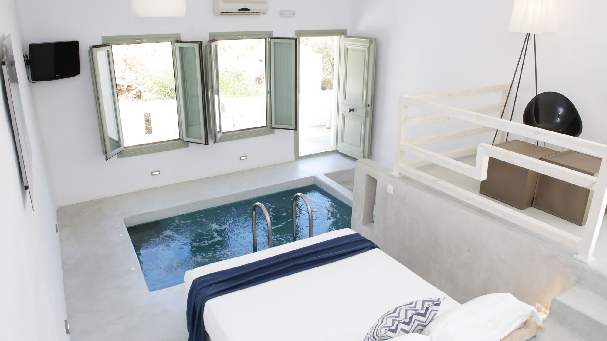 Interior, Honeymoon, Suite, Double Bed, Sea View, Plunge Pool