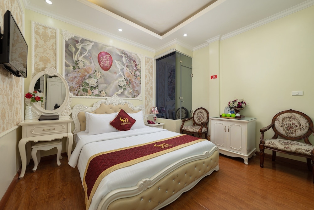 DELUXE, DOUBLE BED