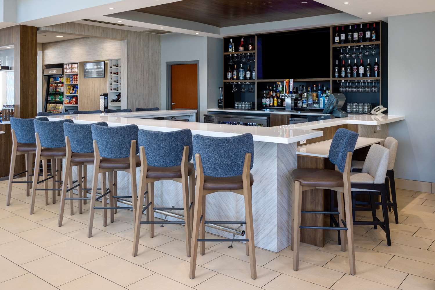 restaurant cafeteria