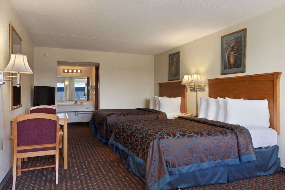 Days Inn by Wyndham Salina South 31/60