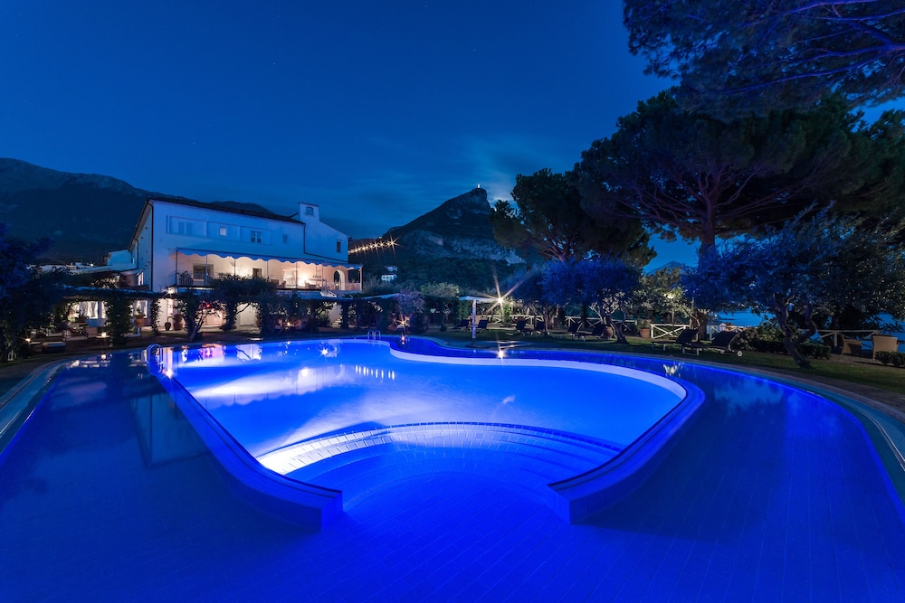 Santavenere Hotel 47/71