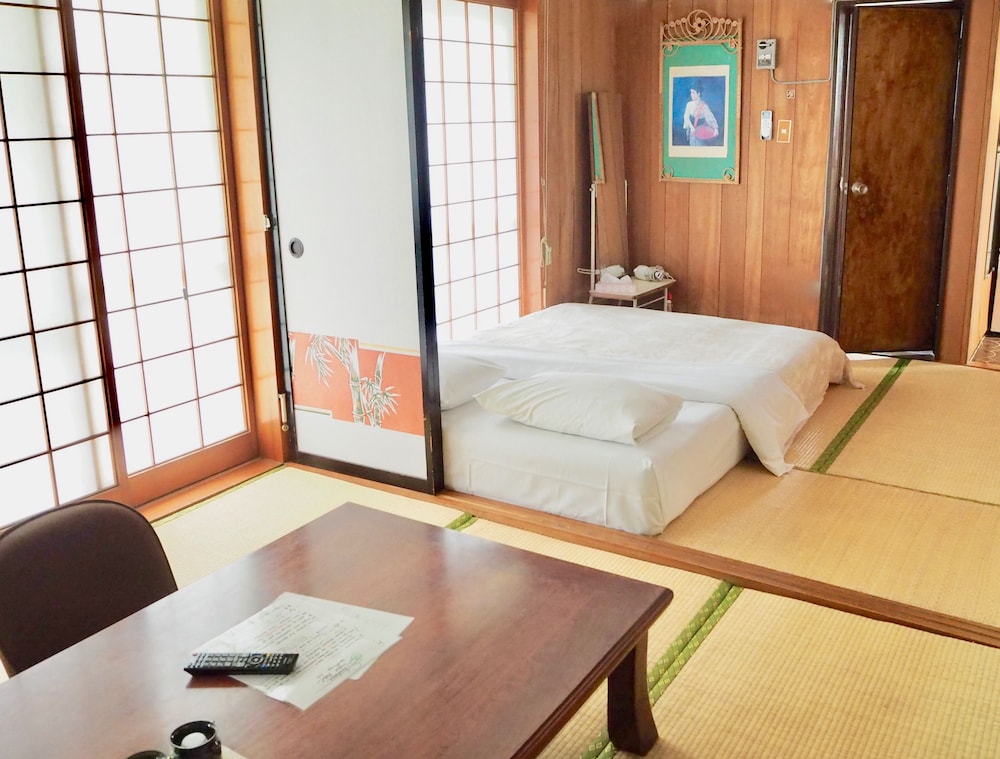 Japanese, Futon Bed, Shirahama Hotel 4/8