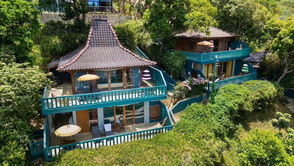 Karuna El Nido Villas 63/71