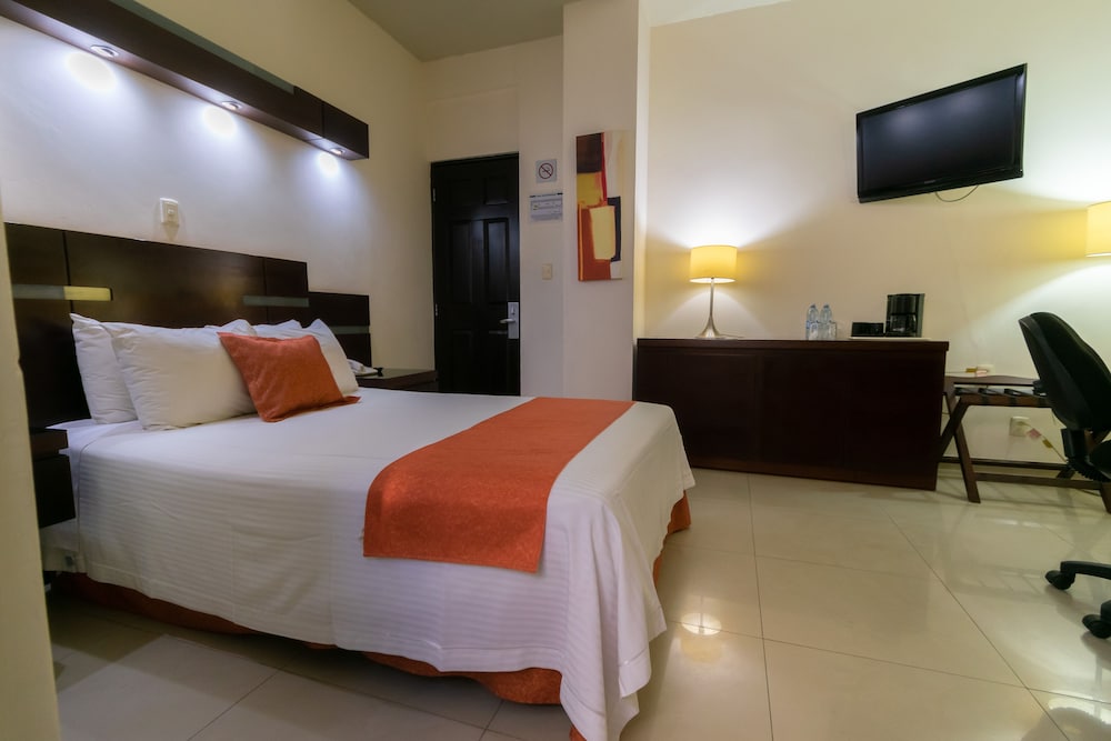 غرفة قياسية بسرير كوين، Hotel Poza Rica Centro 3/6